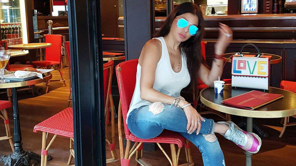 بعد إطلاقها خط أزياء جديدًا.. هيفاء وهبي متهمة بدعم المثليين