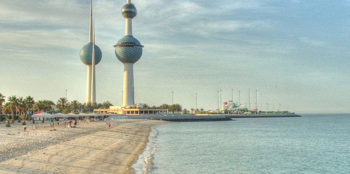 "المد الأحمر" تتسبب بنفوق أسماك في الكويت.. والسلطات قلقة