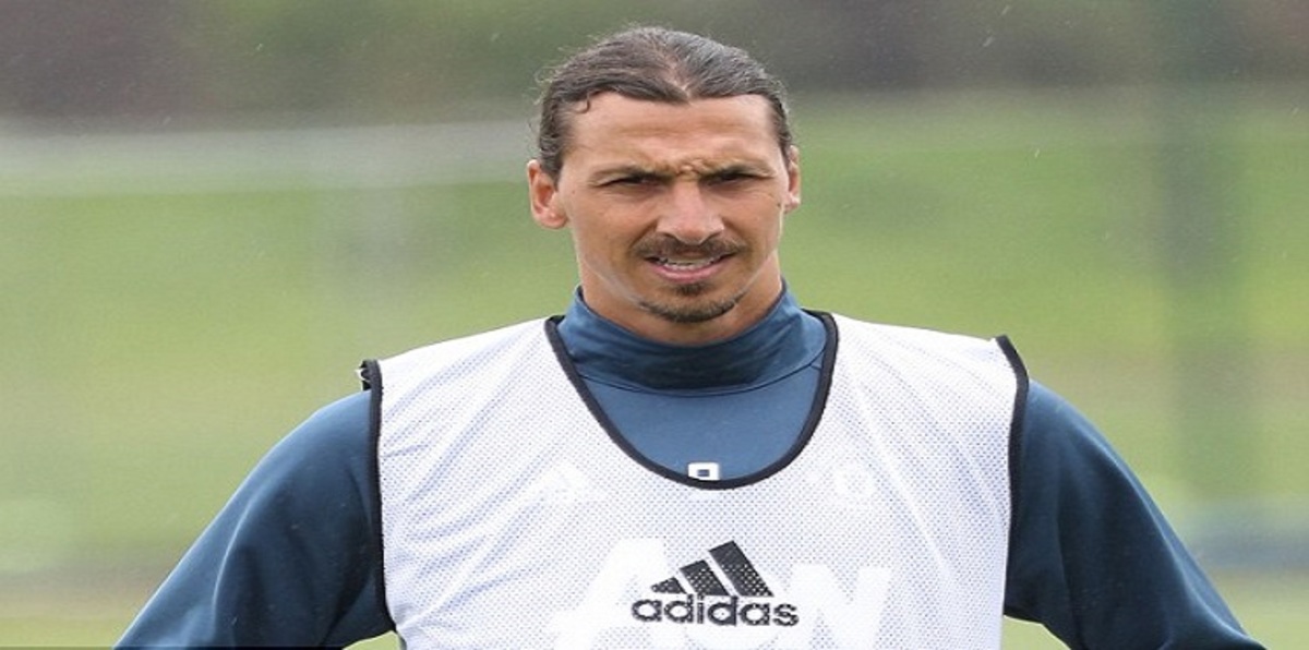 إبراهيموفيتش يعد جماهير مانشستر يونايتد بالمتعة