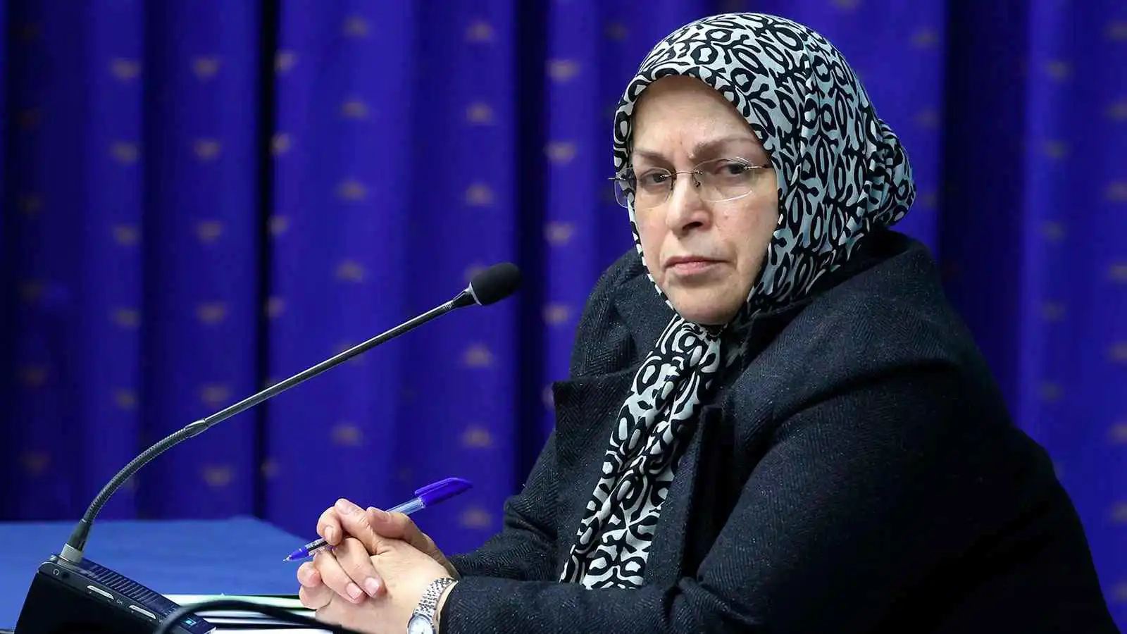 إيران تعتقل رئيسة جبهة الأحزاب الإصلاحية