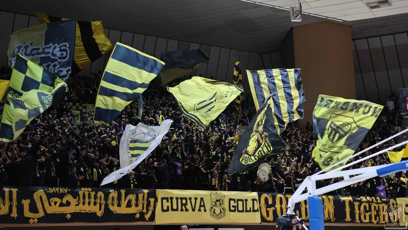 كرة الثلج تكبر.. رسالة تحذير نارية للأهلي والاتحاد (فيديو)