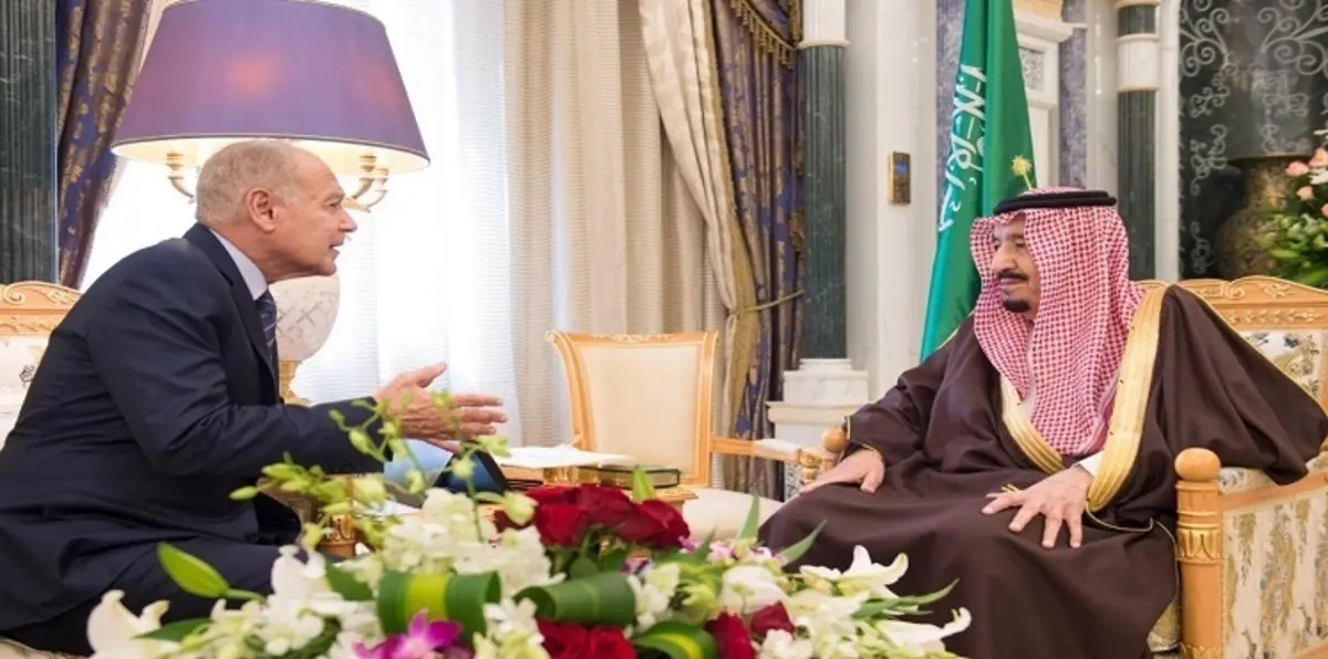 الملك سلمان يبحث مع أبو الغيط جهود "لم الشمل العربي" (صور)