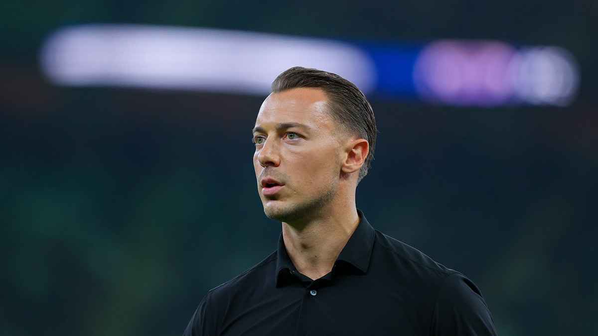 هل يصوم مدرب الأهلي السعودي يايسله شهر رمضان؟