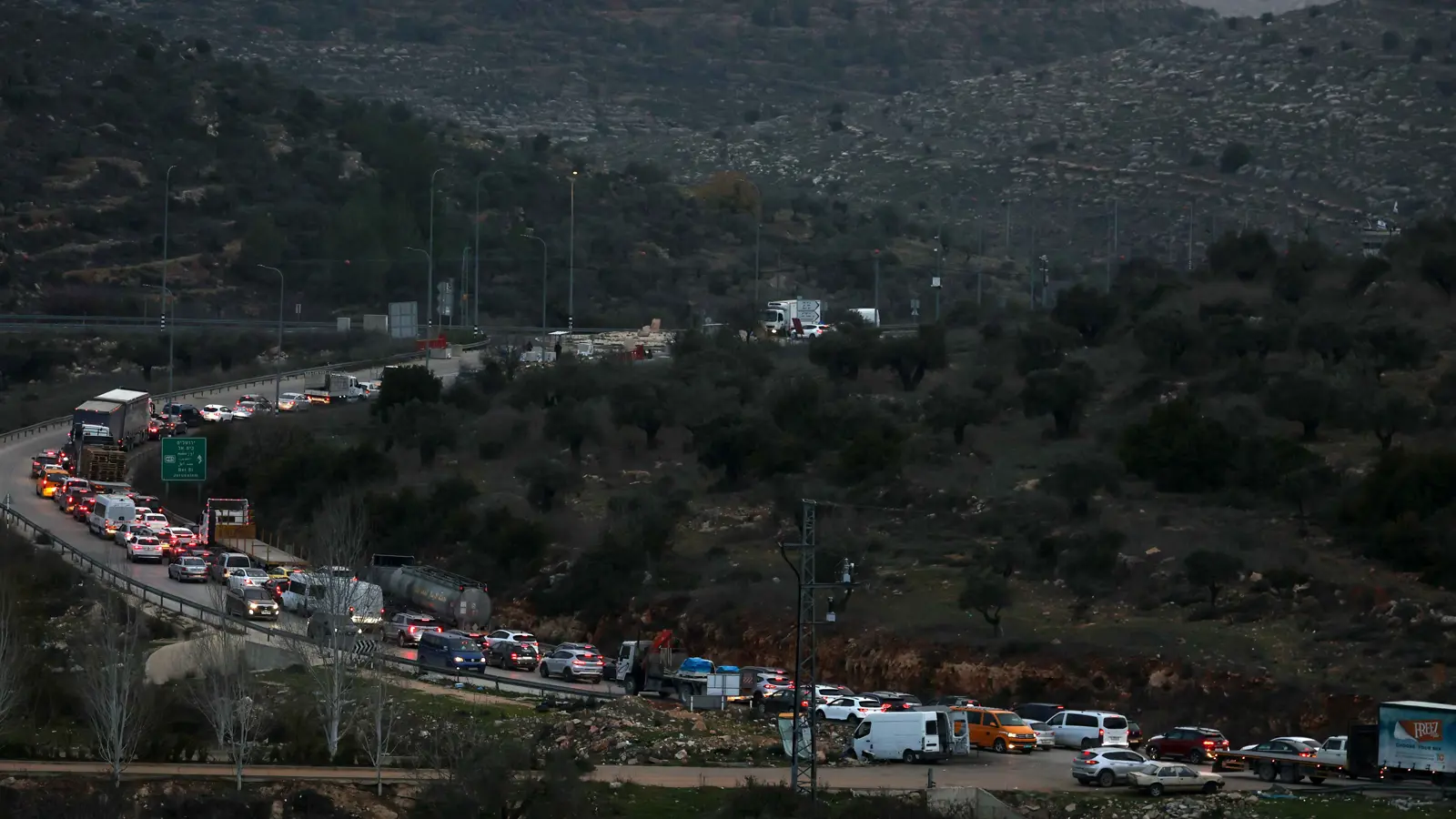 فرنسا "قلقة" إزاء التوتر في الضفة الغربية وتدعو لضبط النفس