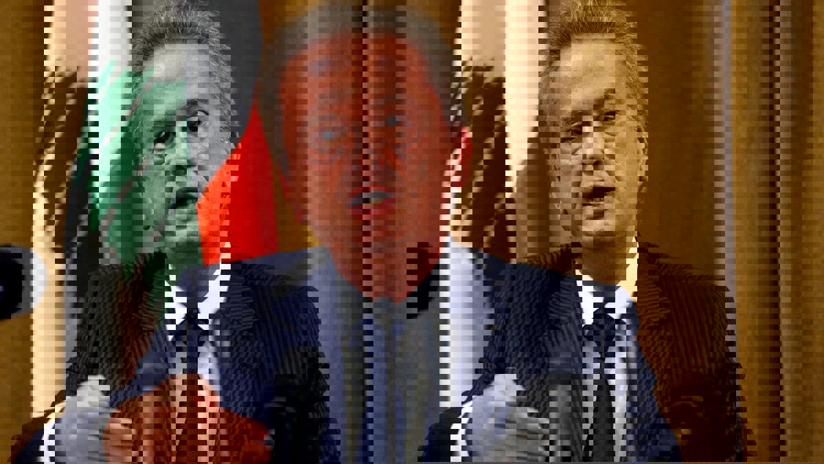 اتهام حاكم المصرف المركزي في لبنان بـ"الإثراء غير المشروع"