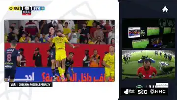 لقطة ضربة الجزاء في مباراة النصر والفيحاء