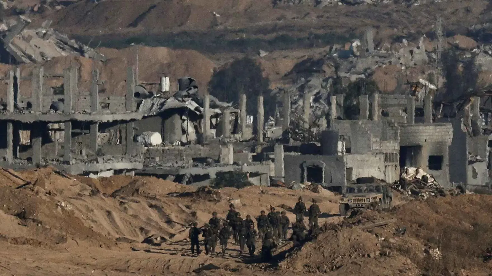 الجيش الإسرائيلي يعلن قتل 9 قيادات في حماس والجهاد الإسلامي