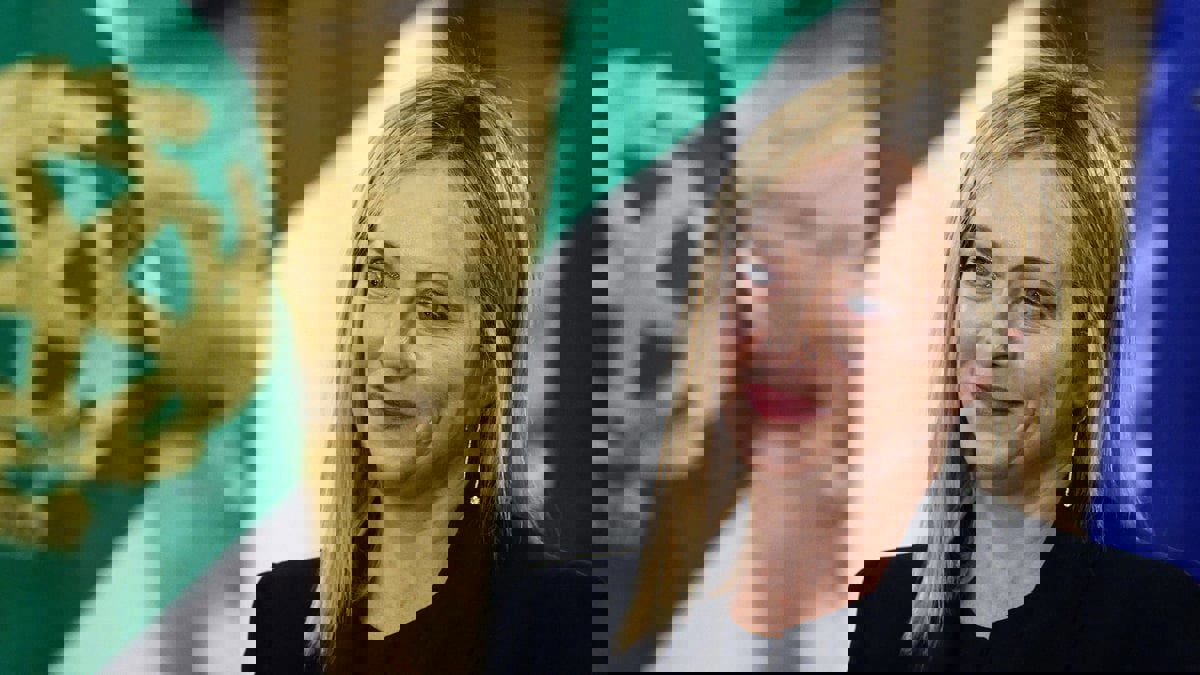 تناقش ملفات الطاقة والأمن.. رئيسة الحكومة الإيطالية تبدأ زيارة إلى طرابلس