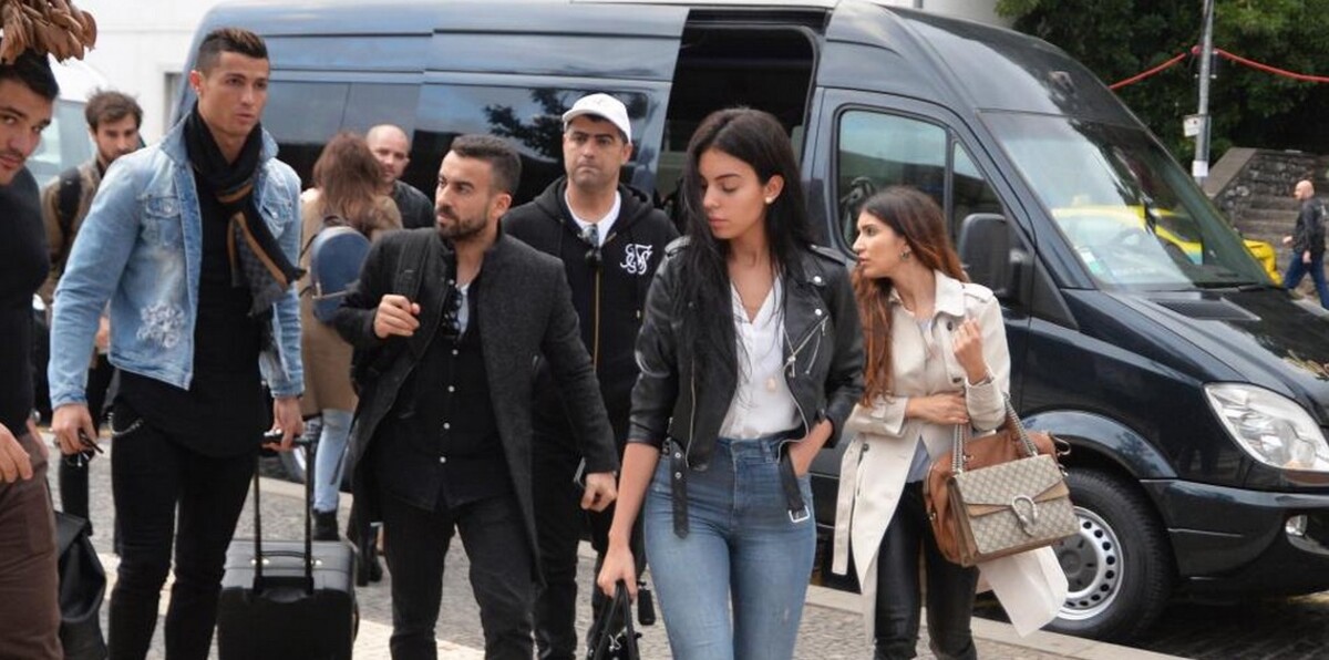 ميسي سبقه.. هل اتفق رونالدو مع صديقته جورجينا على الزواج؟