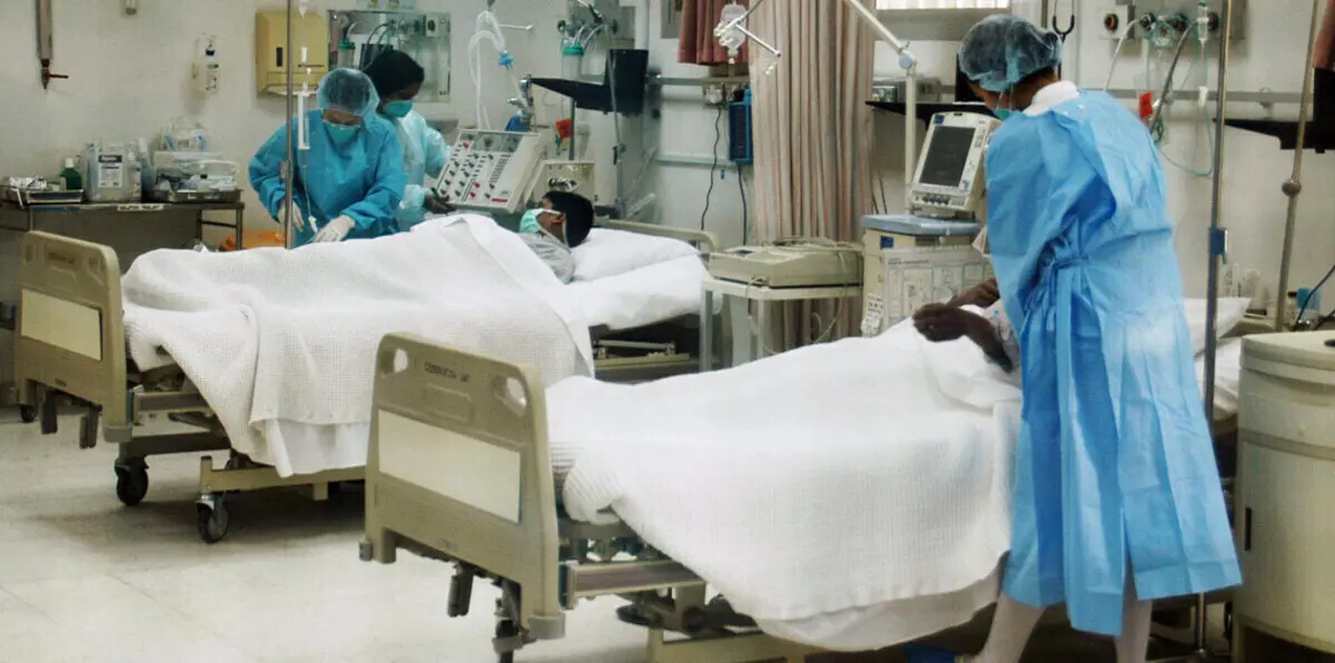 الكويت تنفي تأجيل زيادة رسوم الخدمات الصحية على الوافدين