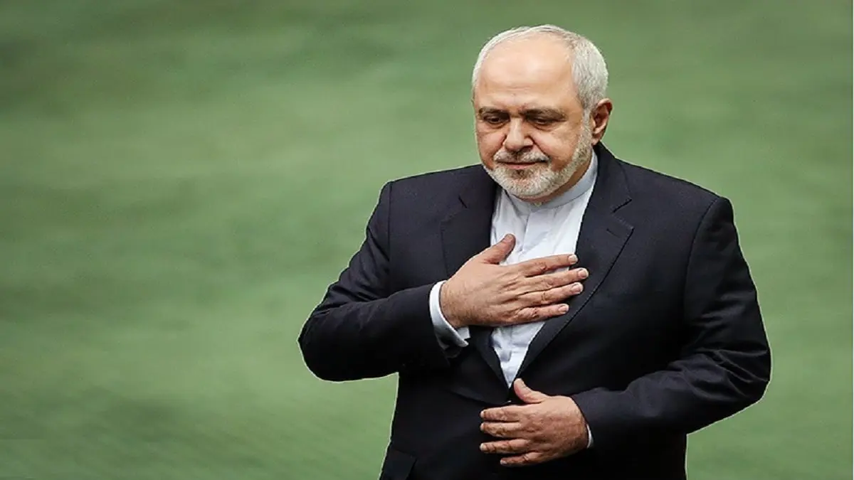 جواد ظريف وزير خارجية إيران ينام في أولى جلسات البرلمان الجديد (فيديو)