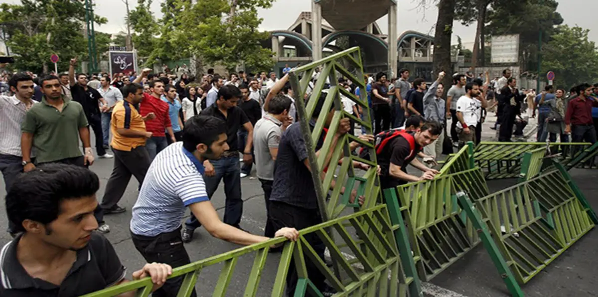 وسط حديث عن "جواسيس".. توقعات باندلاع اضطرابات في إيران بعد الانتخابات الرئاسية