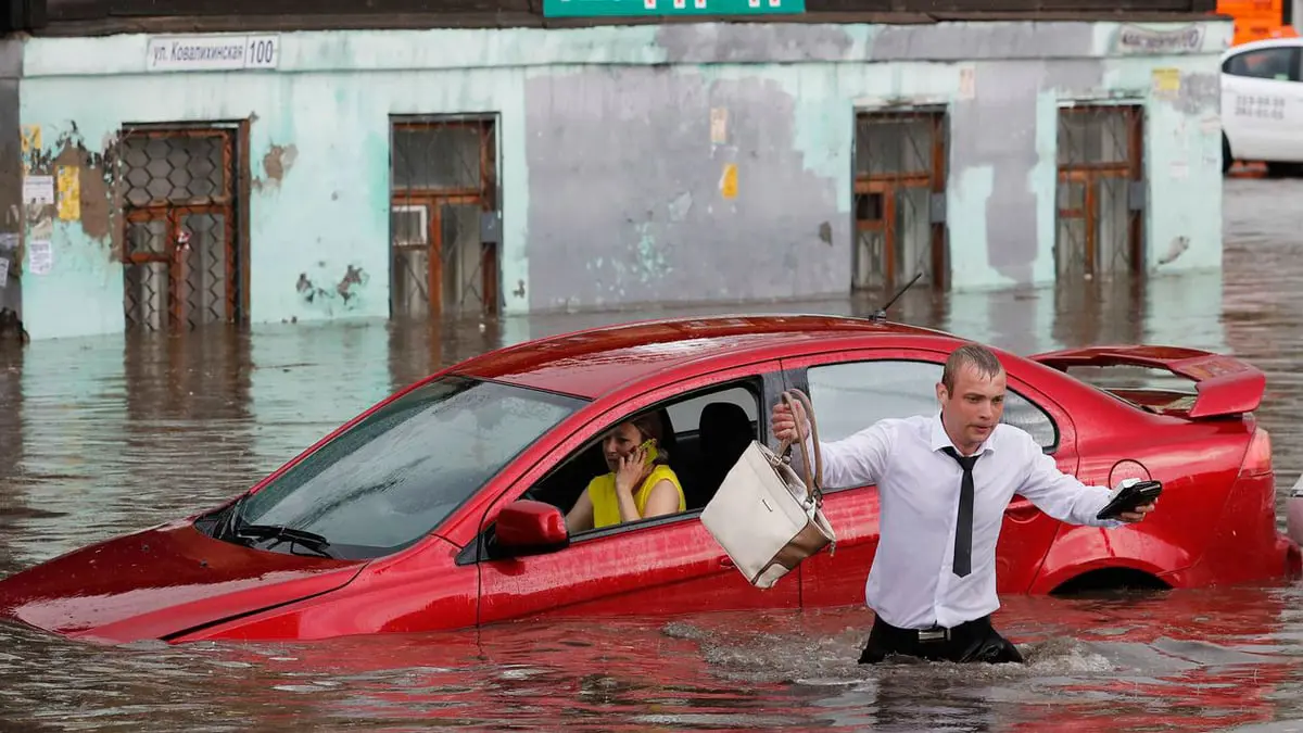 مصرع 12 شخصًا في فيضانات اجتاحت روسيا