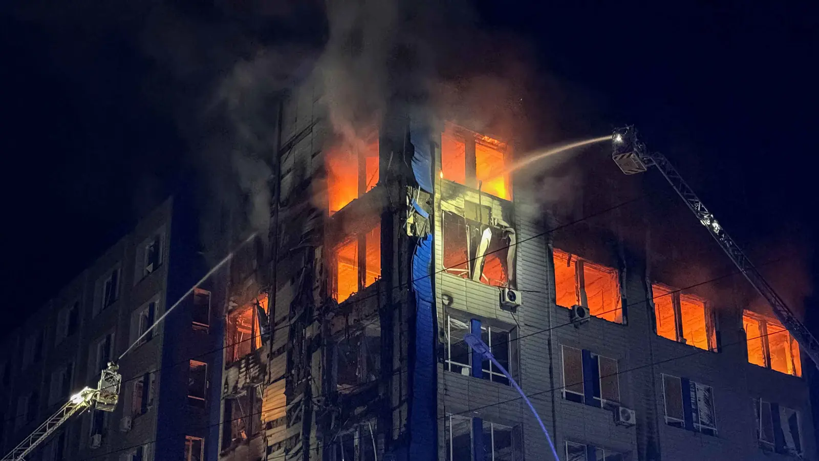 أوكرانيا تتهم روسيا بخرق هدنة "عيد النصر" للمرة الثالثة