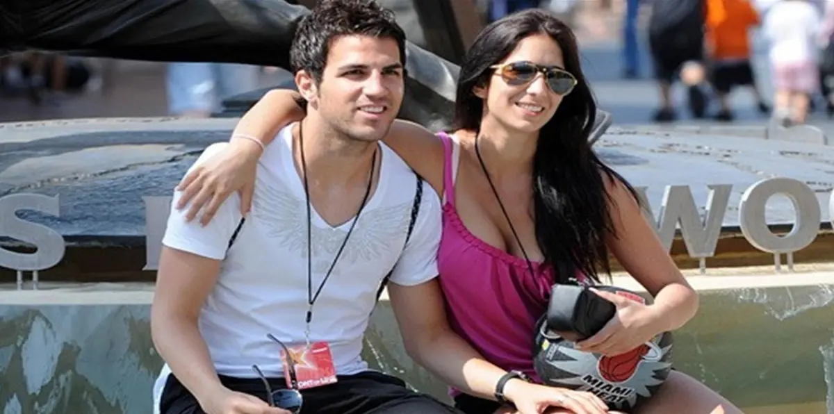 حكايات النساء العرب مع نجوم الكرة العالمية.. "فيديوغراف"