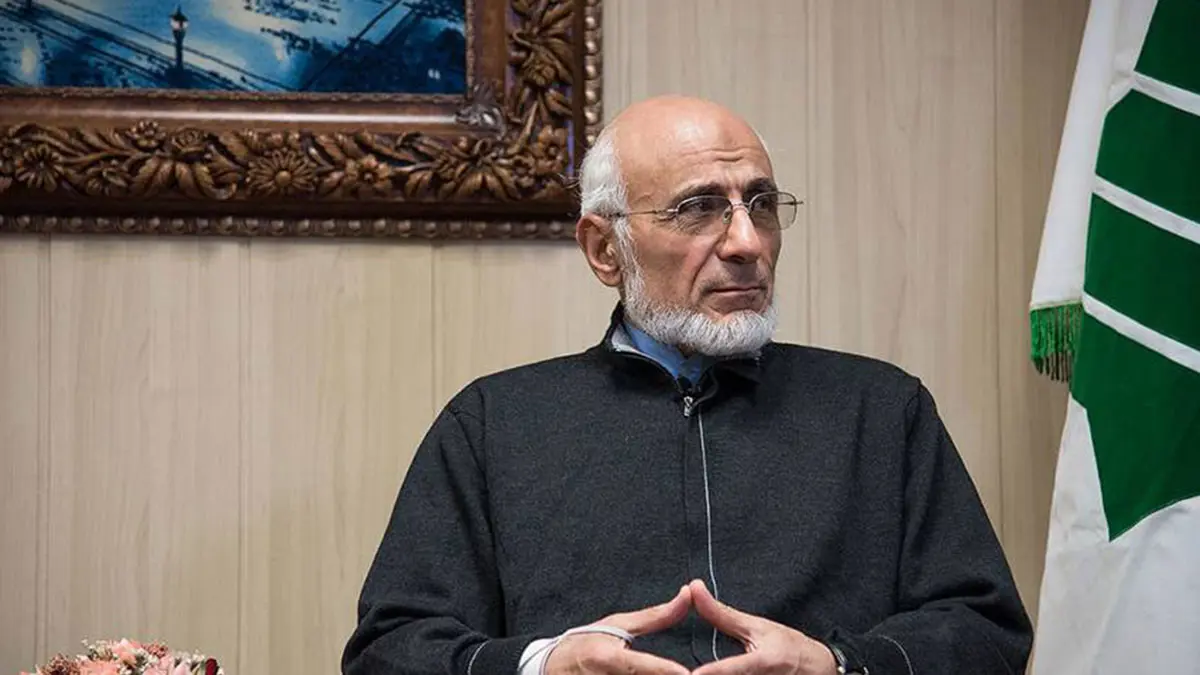 زعيم حزب إيراني: حكومة روحاني لا تؤمن بتطوير العلاقات مع دول الجوار