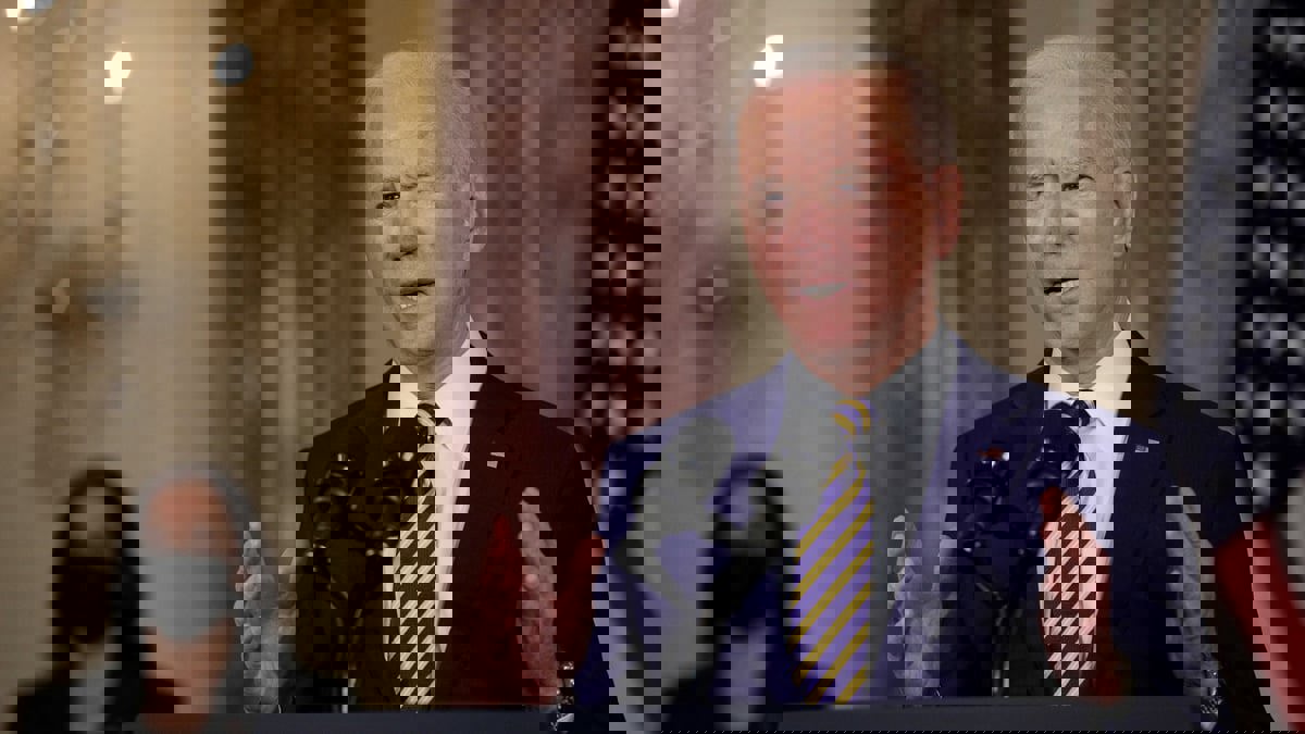 "بوليتيكو": الكونغرس وجه "طلقة تحذير أولى" لصفقة بايدن مع إيران