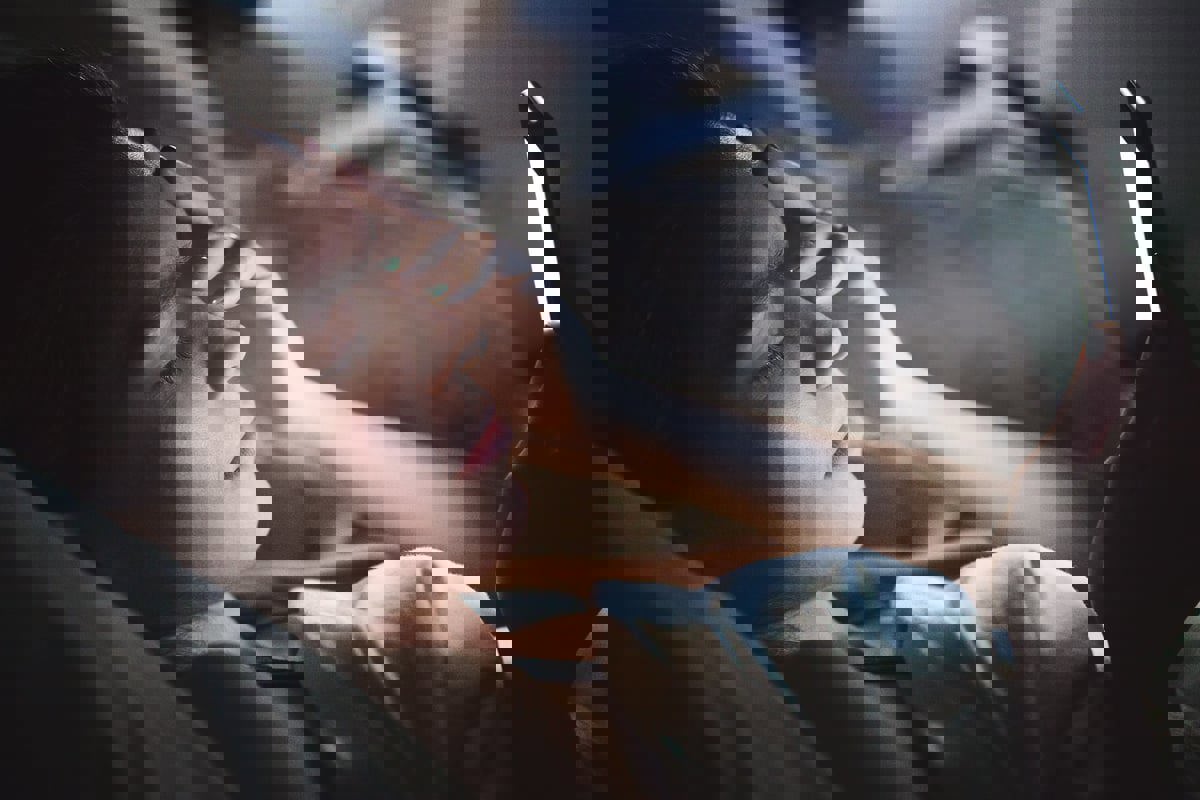 ميزة جديدة من أندرويد 15 لاستخدام الهاتف في السرير