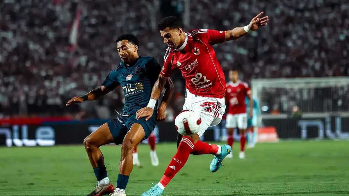 ليس بينهم "بيزيرا جديد".. الأهلي المصري يجهز لـ3 صفقات مدوية 