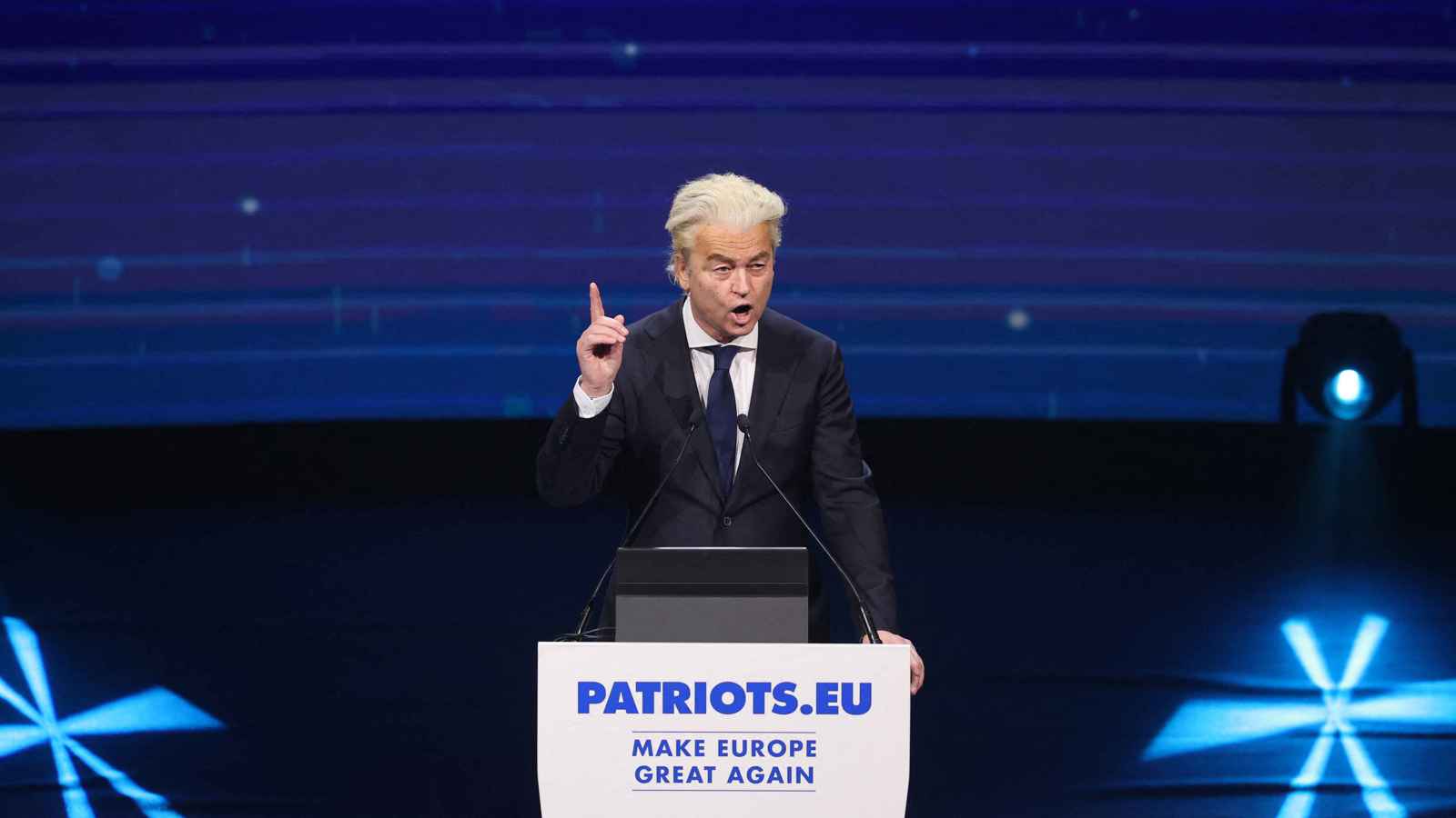 بسبب الهجرة.. اليمين المتطرف الهولندي ينسحب من الائتلاف الحاكم