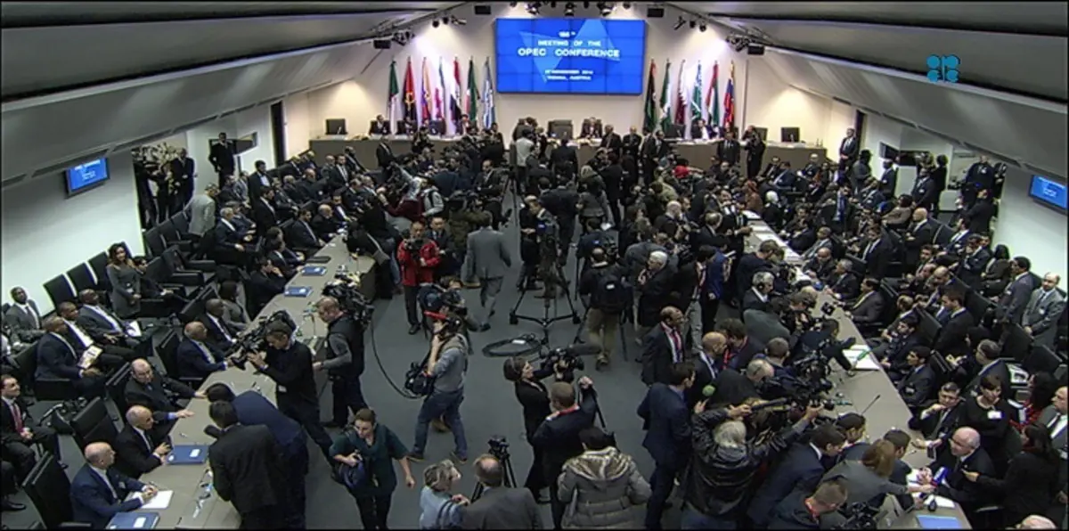اجتماع "أوبك".. إيجابية سعودية وتعنت إيراني