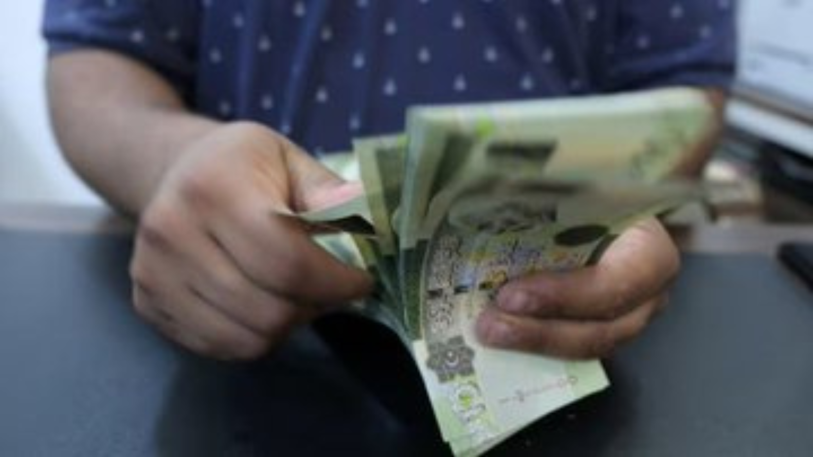 ليبيا... تخفيض سعر صرف الدينار يثير مخاوف من التضخم