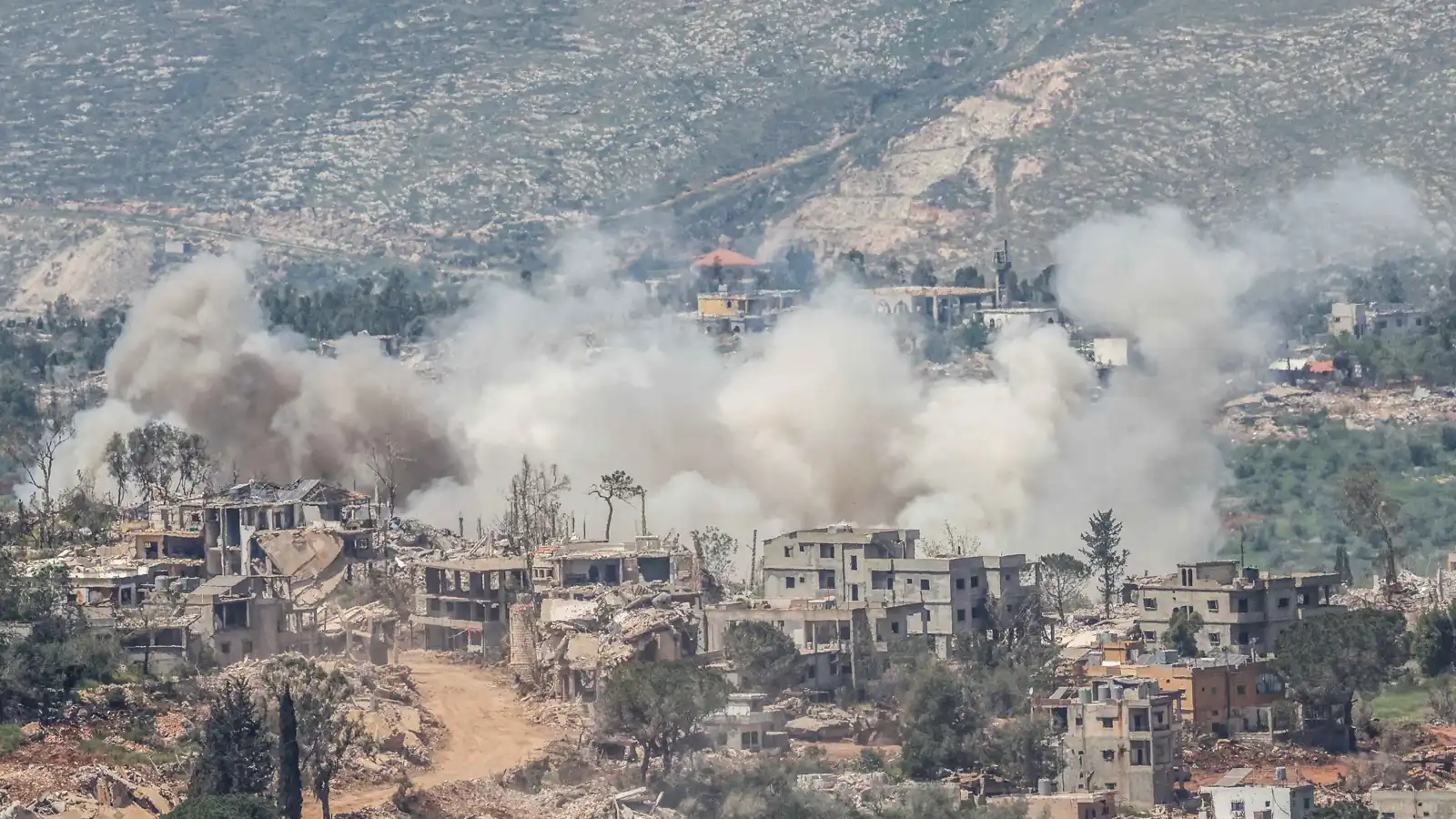 خبراء: هدنة لبنان منحت إسرائيل "حصرية" الضرب الاستباقي