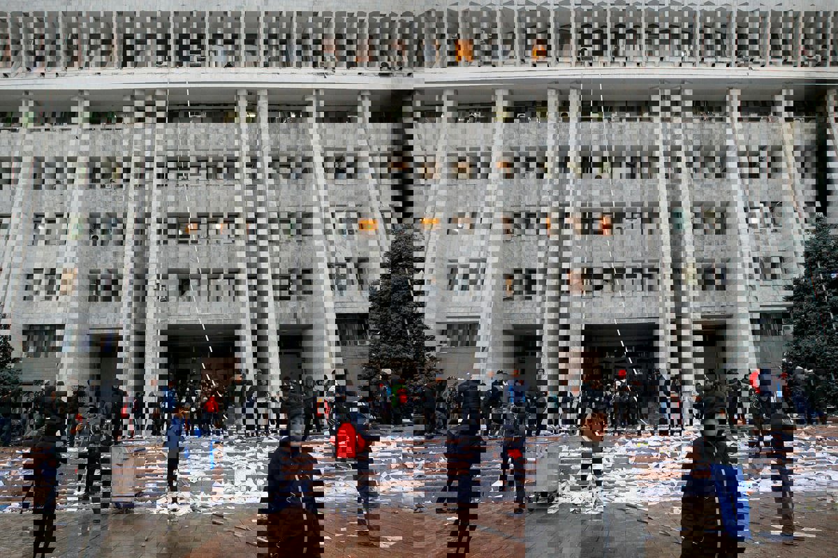 قرغيزستان.. تعرُّض طلاب مصريين للاعتداء والسفارة توضح  (فيديو)