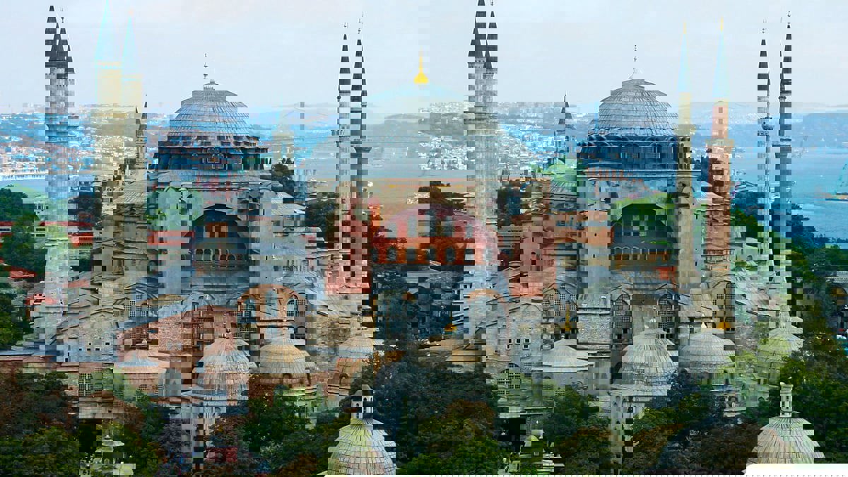 فرنسا: آيا صوفيا يجب أن يظل مفتوحا للجميع‎