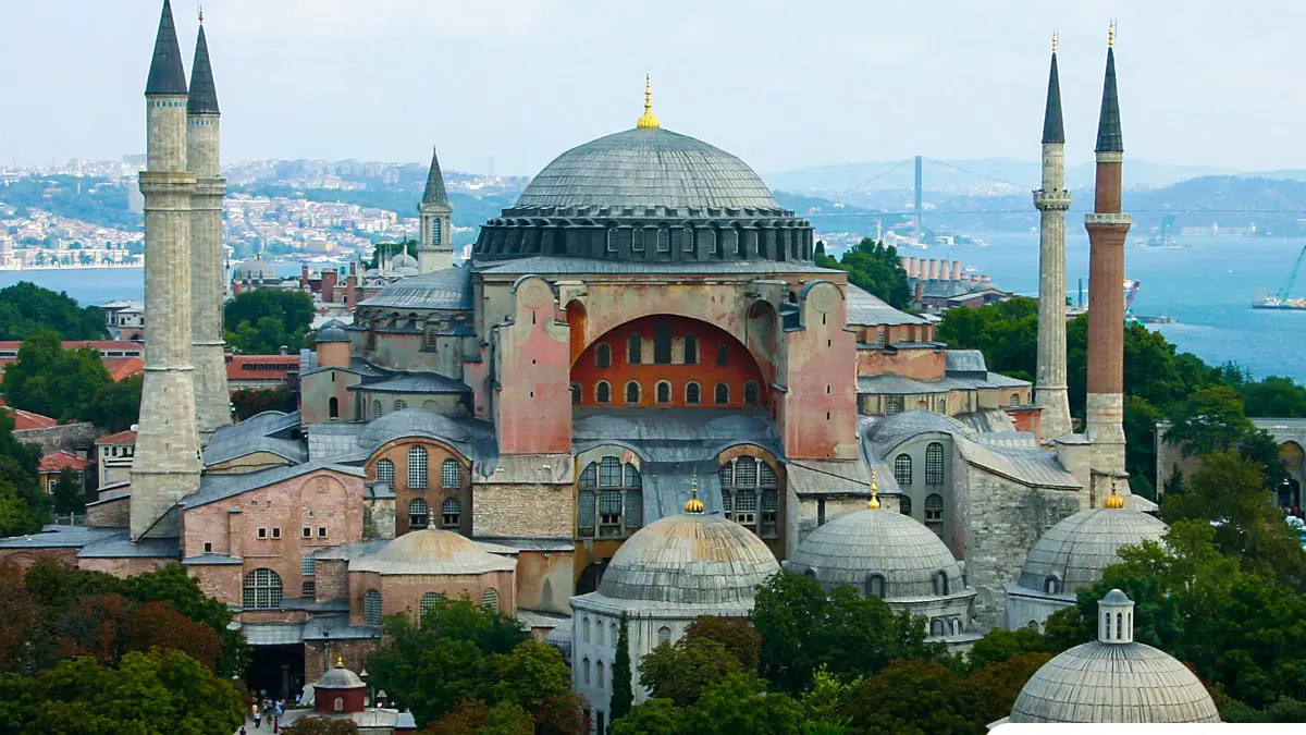 فرنسا: آيا صوفيا يجب أن يظل مفتوحا للجميع‎