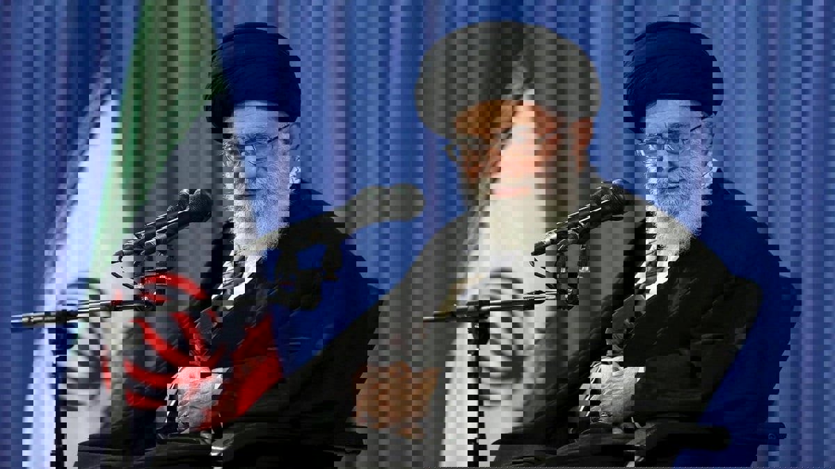 خامنئي: إيران ستوجه ضربة بالمثل للأمريكيين ردا على قتل سليماني