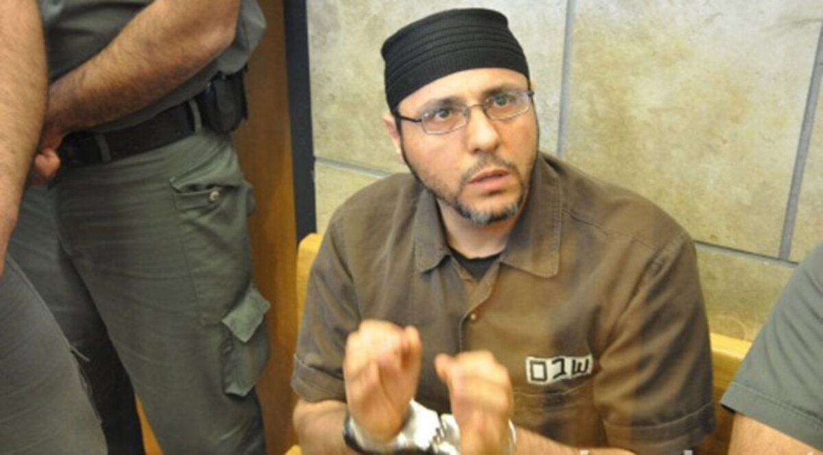 إسرائيل تعثر على الهاتف النقال للأسير البرغوثي