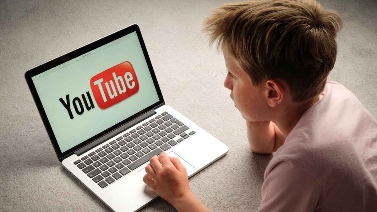 لتجربة أكثر أمانا.. يوتيوب يختبر الصور الضبابية للمحتوى الصريح