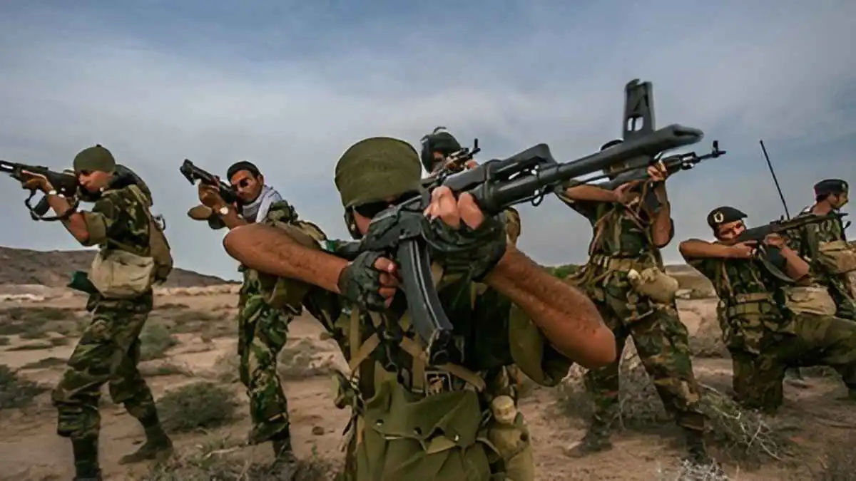 تحذيرات من تسلل عناصر "الحرس الثوري" بين المهاجرين إلى بريطانيا