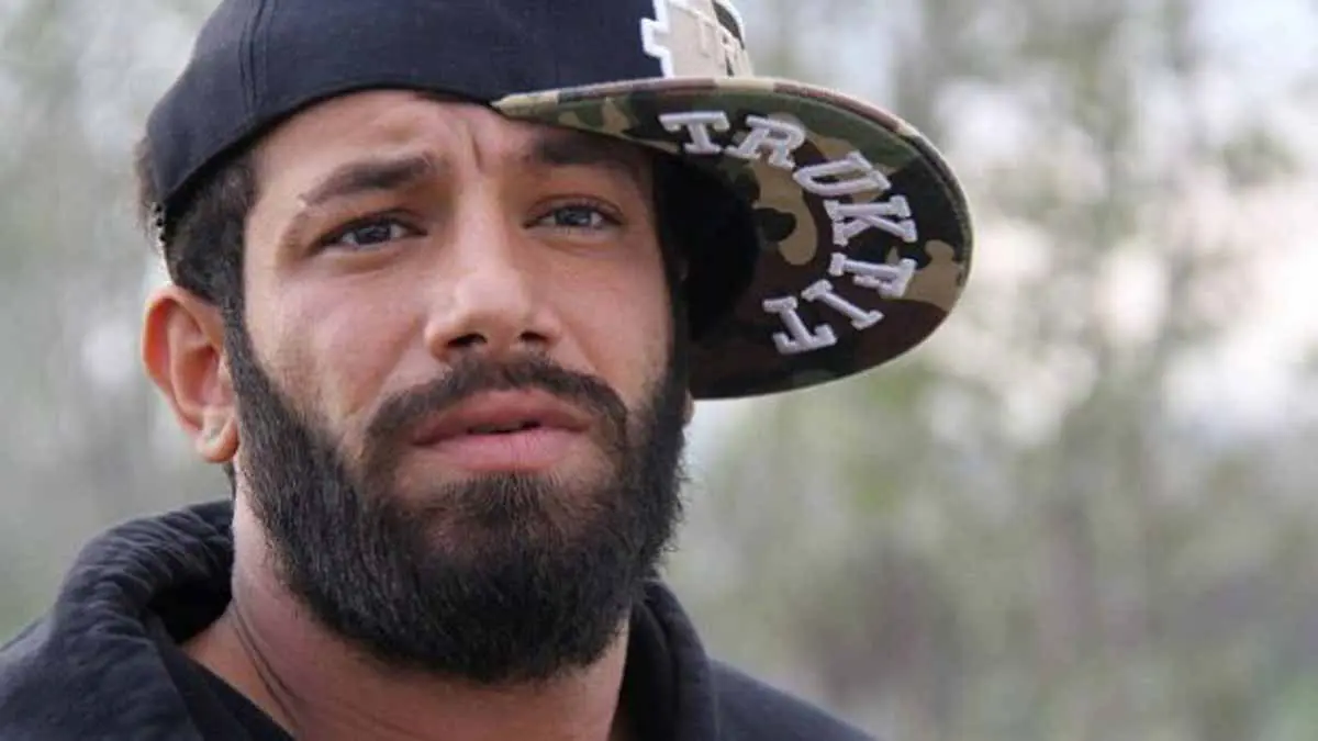 تركيا تسلم إيران مغني راب بارزا محكوما عليه بالإعدام