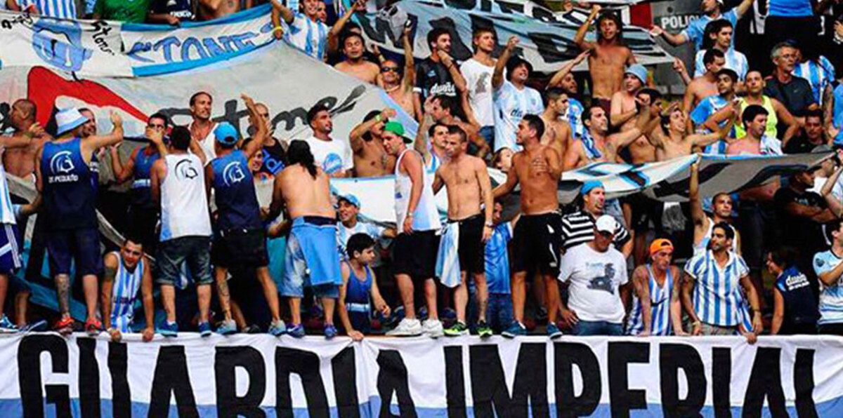 تأجيل مباراة في كأس الأرجنتين بعد معارك بالأسلحة بين الجماهير