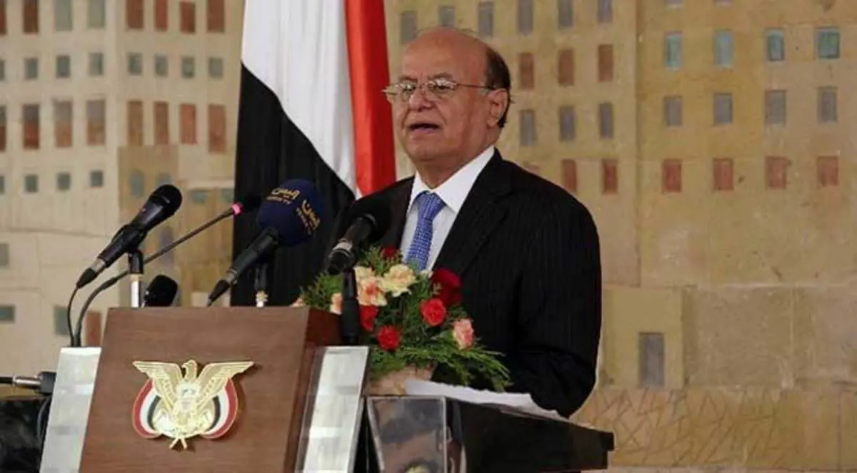 هادي يبشّر اليمنيين بدنو النصر على المليشيات الانقلابية