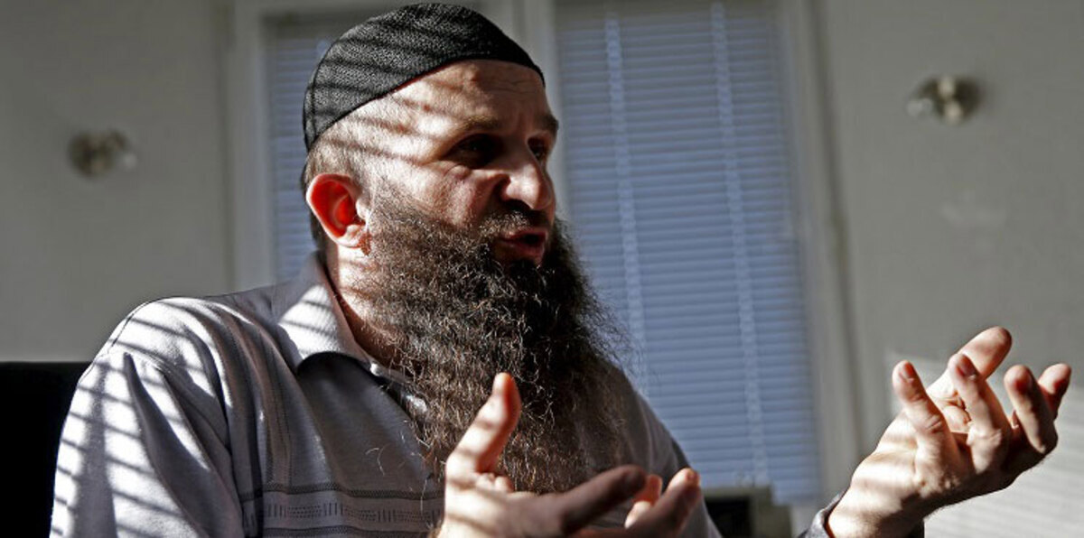 البوسنة تسعى لإغلاق مراكز إسلامية مرتبطة بالمتشددين في سوريا