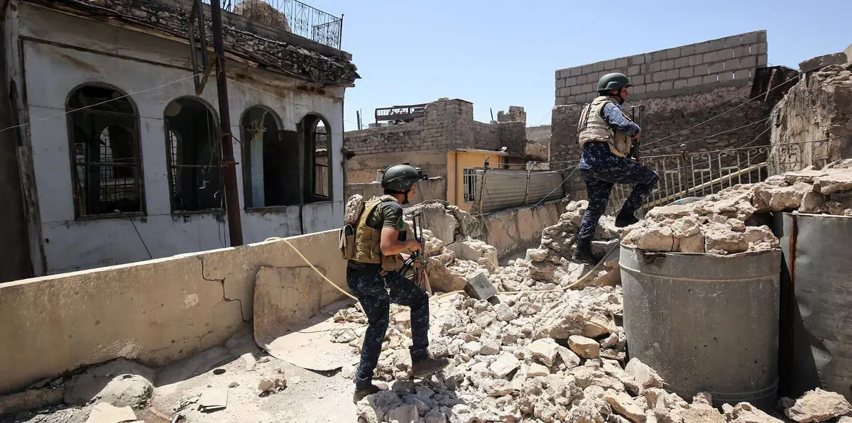 داعش يفجر منارة الحدباء ومسجد النوري التاريخي في الموصل‎