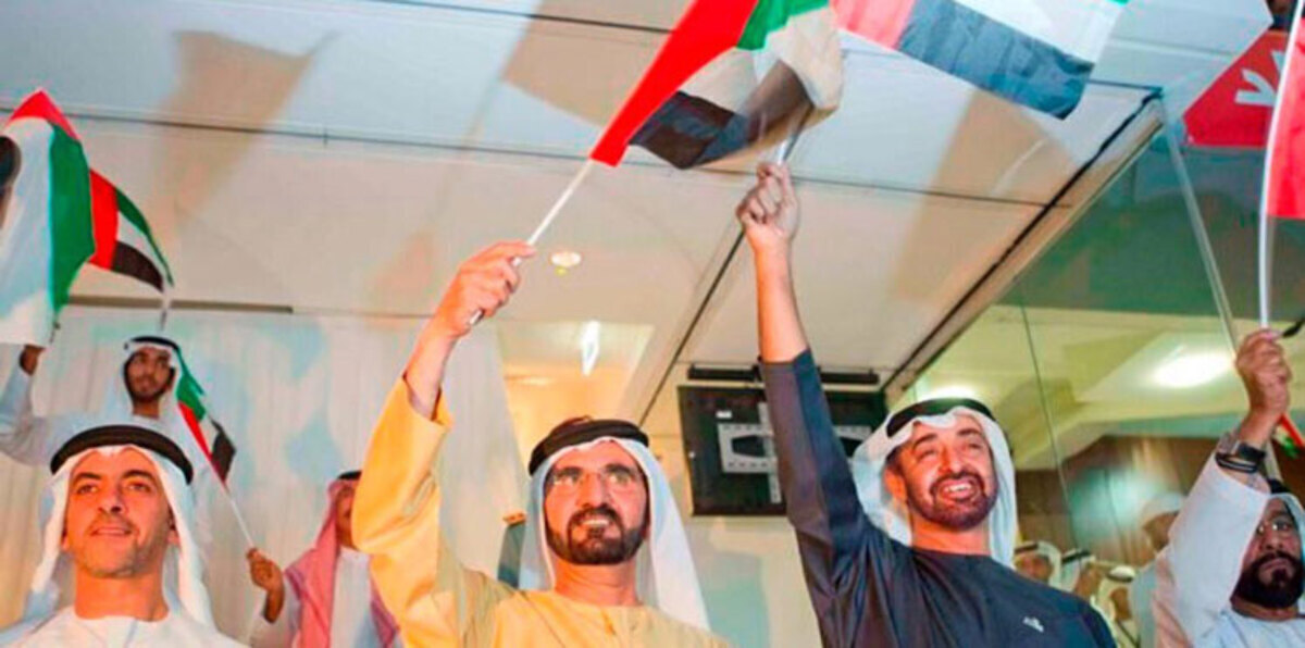 بمناسبة يوم العلم.. الشيخ محمد بن راشد يدعو الإماراتيين لتوحيد رفع علم بلادهم (فيديو)