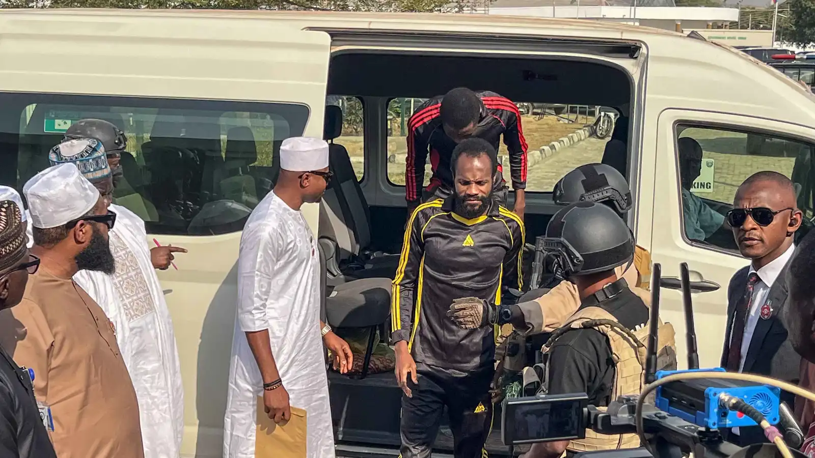 نيجيريا.. مسلّحون يخطفون 28 شخصا أثناء توجههم إلى مهرجان إسلامي