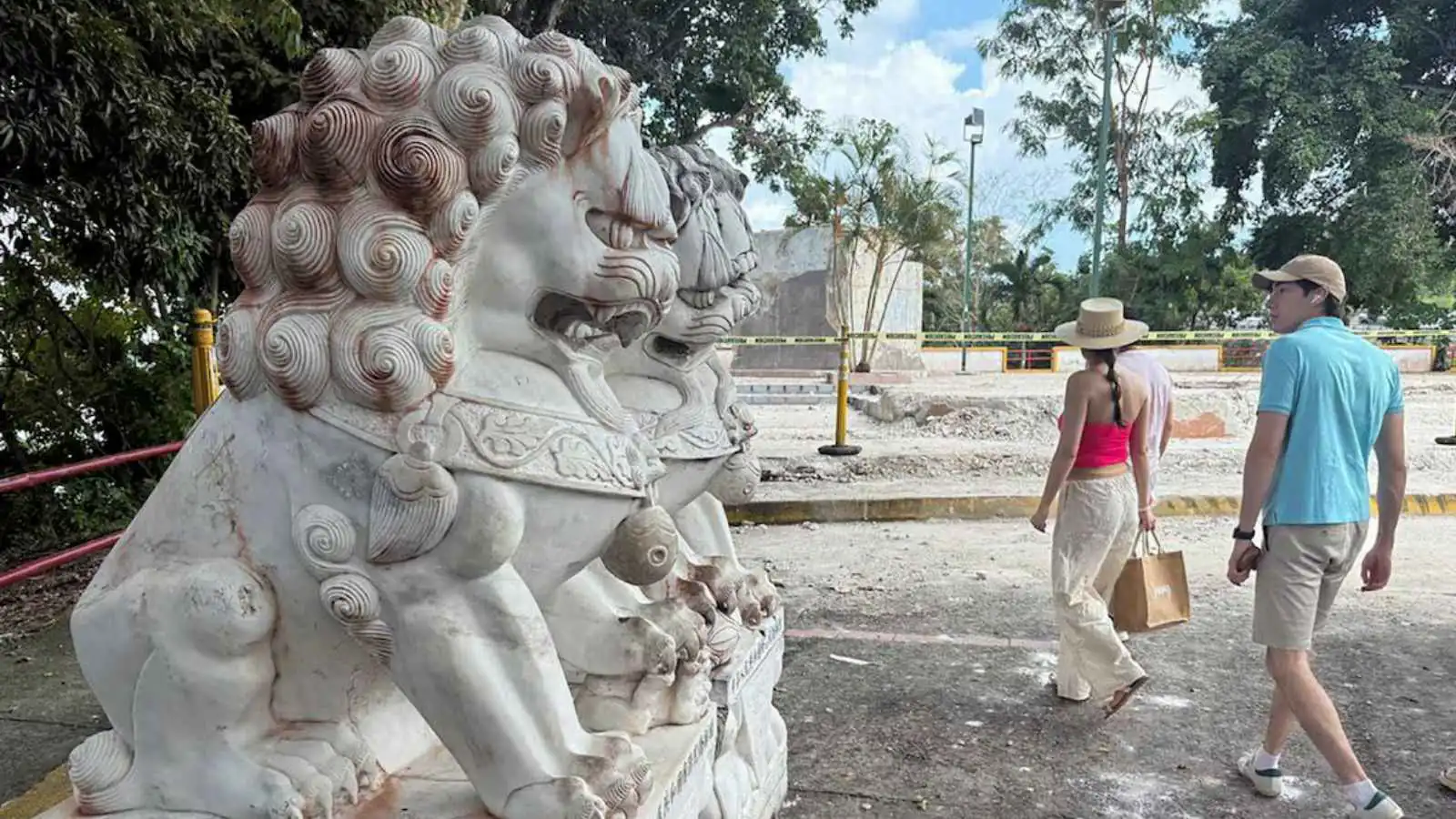 هدم نصب تذكاري صيني عند مدخل قناة بنما