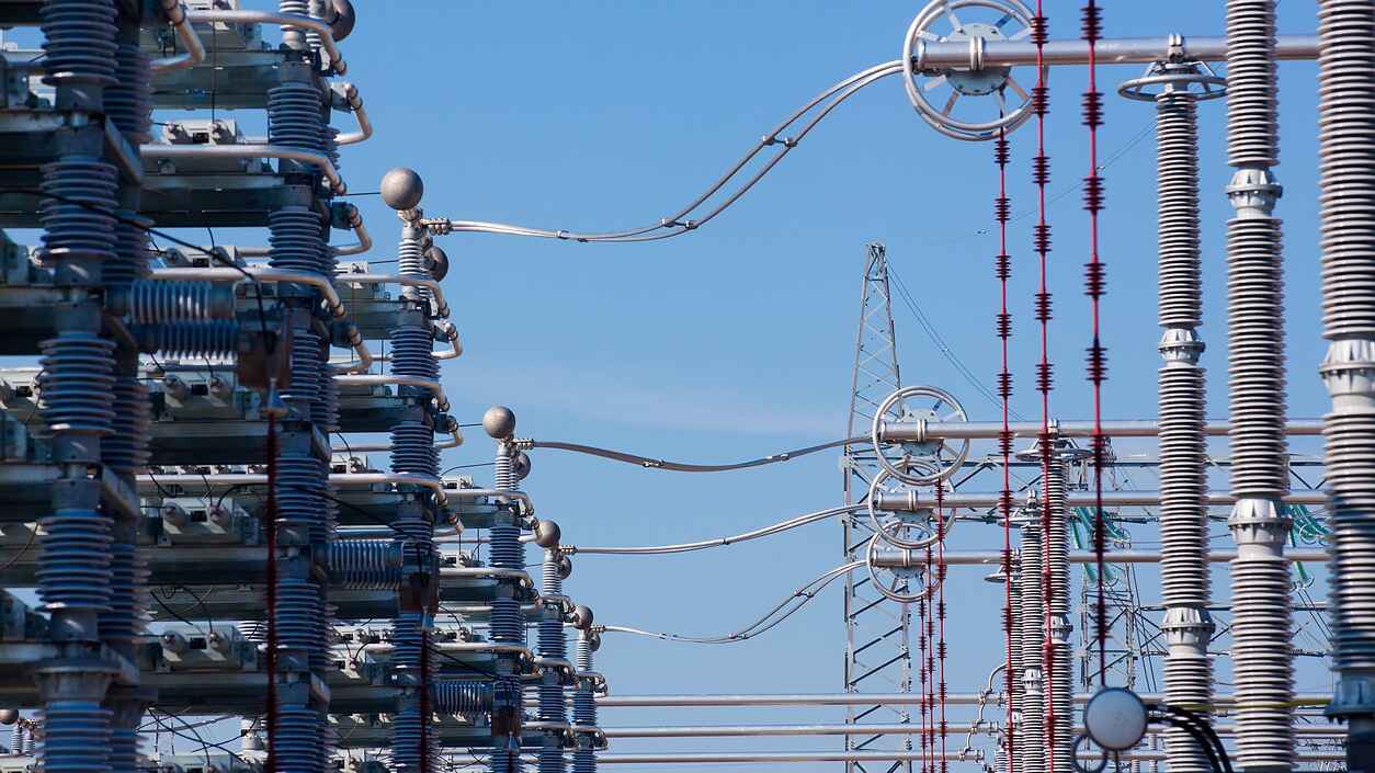 استمرت لعقود.. دول البلطيق تقطع روابط الطاقة مع روسيا