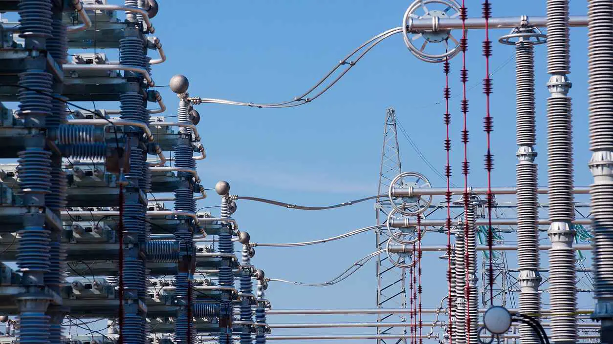 استمرت لعقود.. دول البلطيق تقطع روابط الطاقة مع روسيا