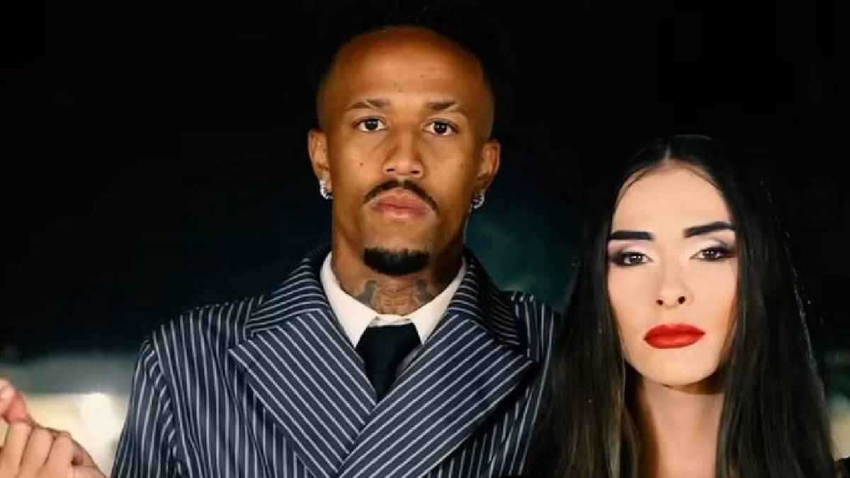 احتفال مثير من نجم ريال مدريد وعائلته بـ"الهالوين" (فيديو)