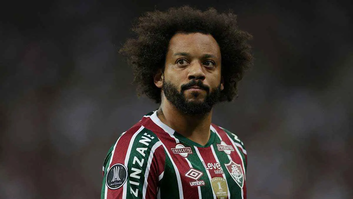 بعد فسخ عقده مع فلومينينسي.. هل يعود مارسيلو إلى ريال مدريد؟