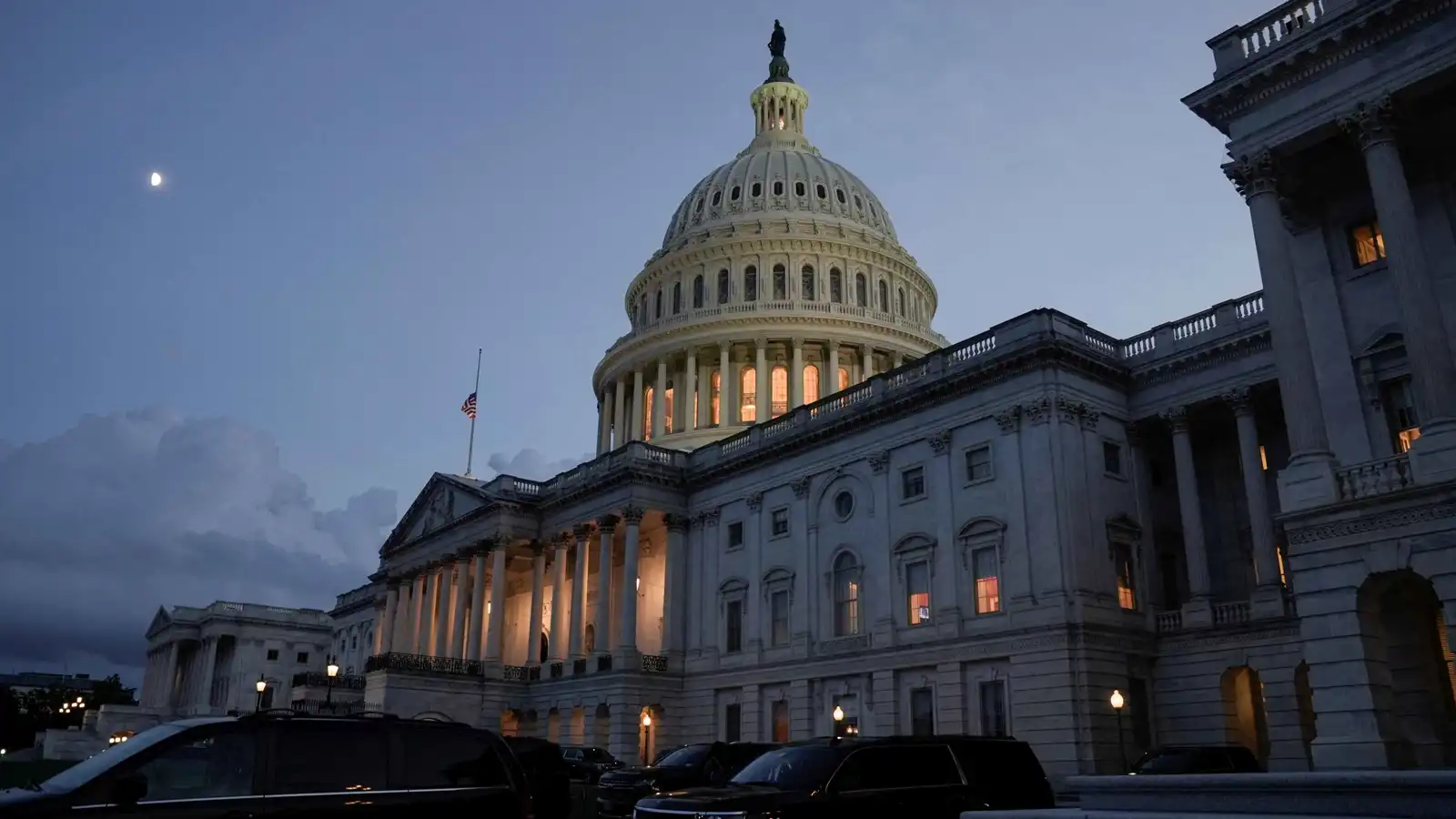 اتفاق في "الشيوخ" الأمريكي يمهد لإنهاء الإغلاق الحكومي التاريخي