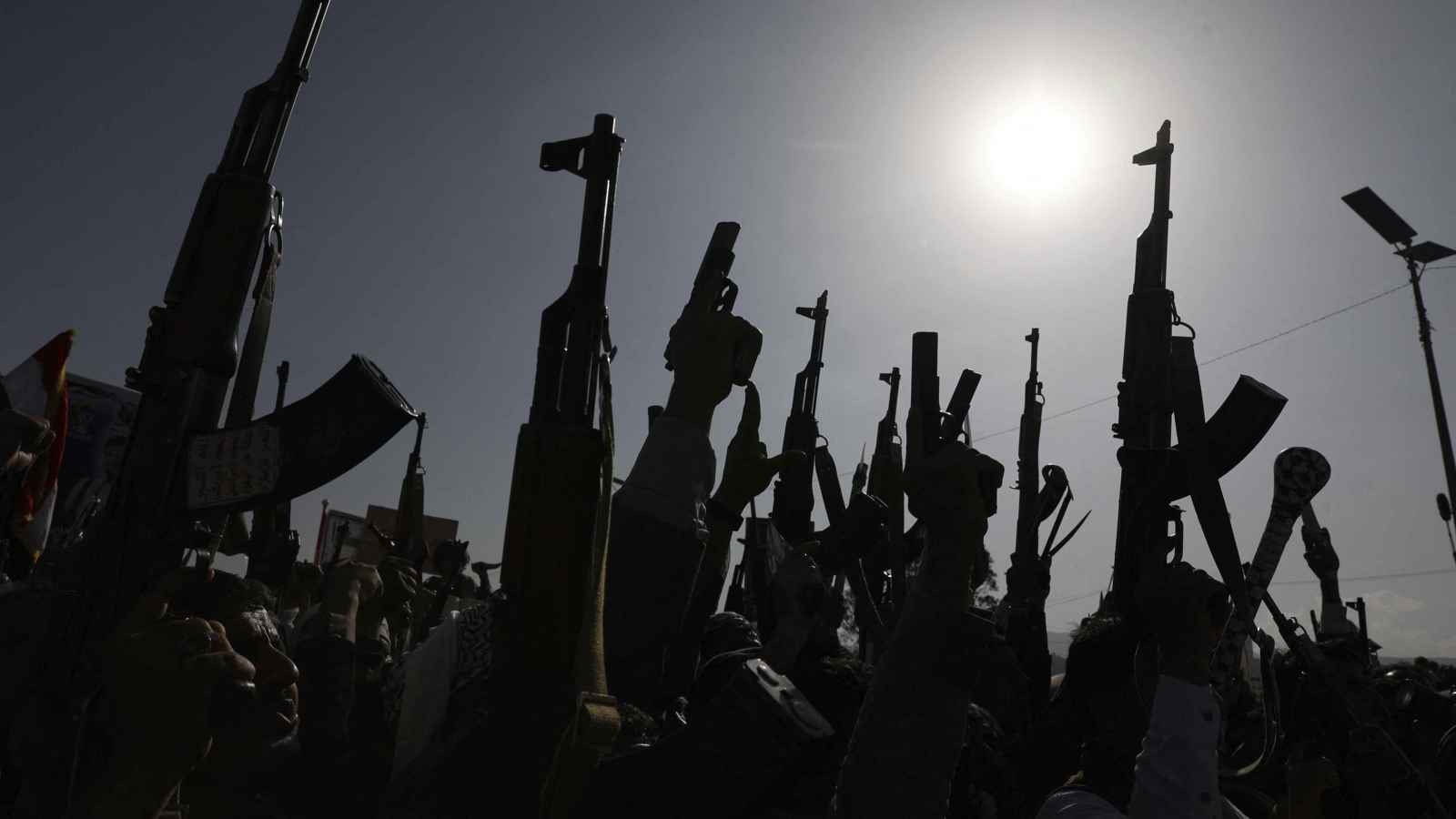 واشنطن تعلن عن مكافأة "ضخمة" لتجفيف مصادر تمويل الحوثيين