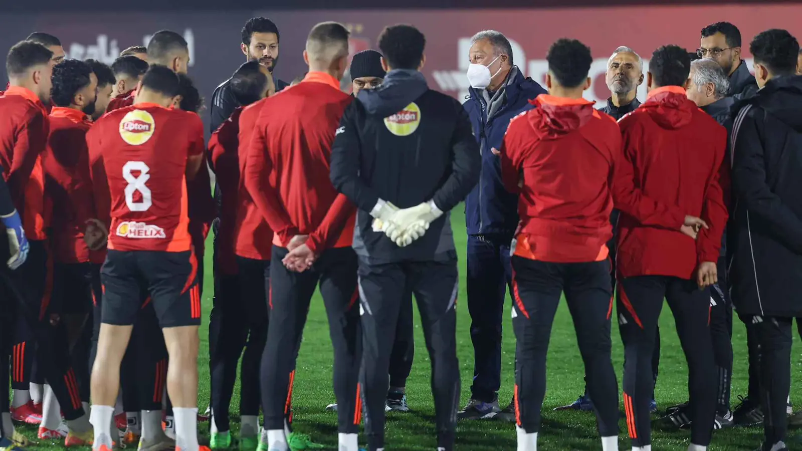 "مصدر الفلوس".. كيف مول الخطيب صفقات الأهلي المصري؟ (فيديو)