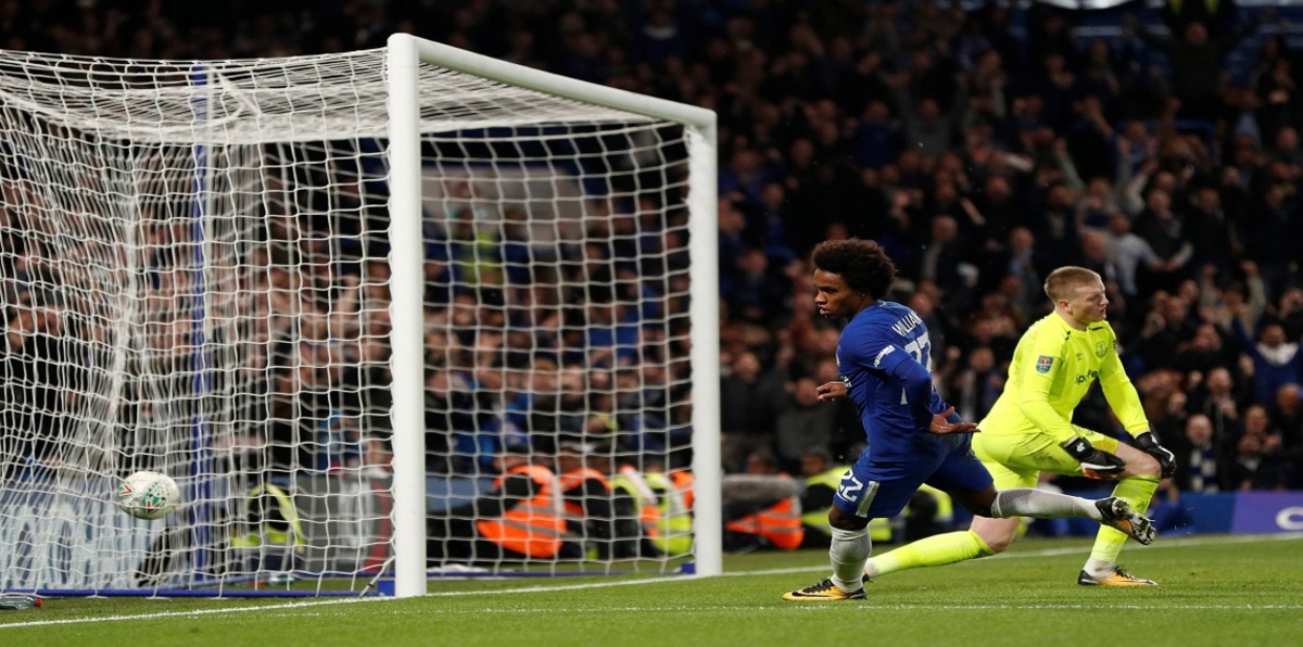 تشيلسي وويستهام يقصيان إيفرتون وتوتنهام ويكملان عقد الثمانية بكأس رابطة المحترفين (فيديو)